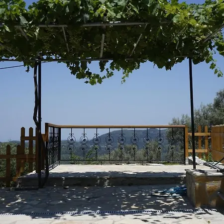 Kantounia Stonehouse Vavkeri