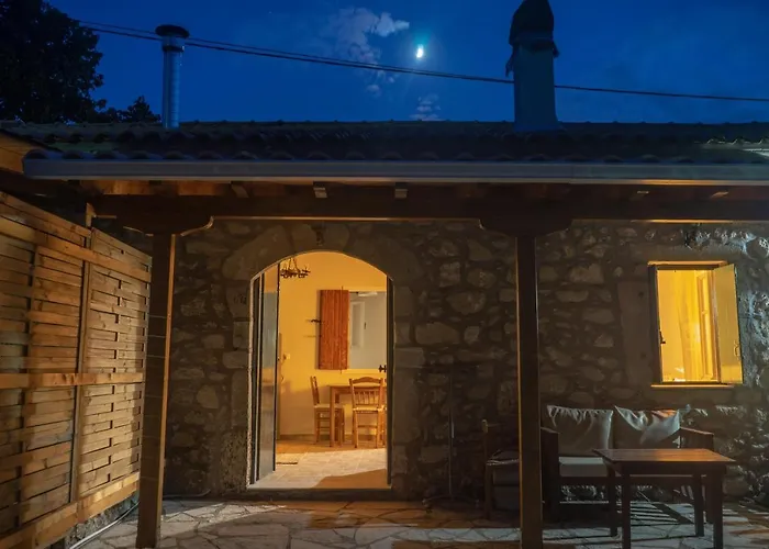 Kantounia Stonehouse Villa Vavkerí